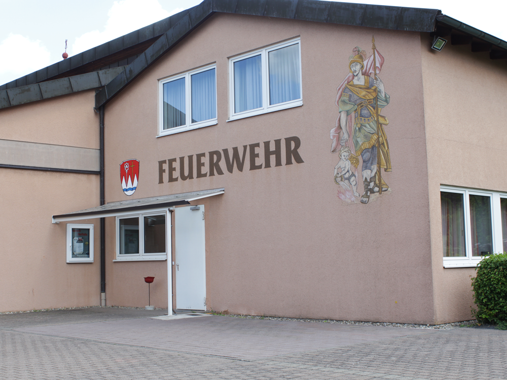 Ansicht des Gerätehauses der Freiwilligen Feuerwehr Markt Oberthulba